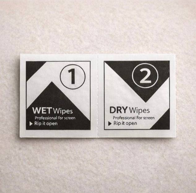 две салфетки для монтажа таблички